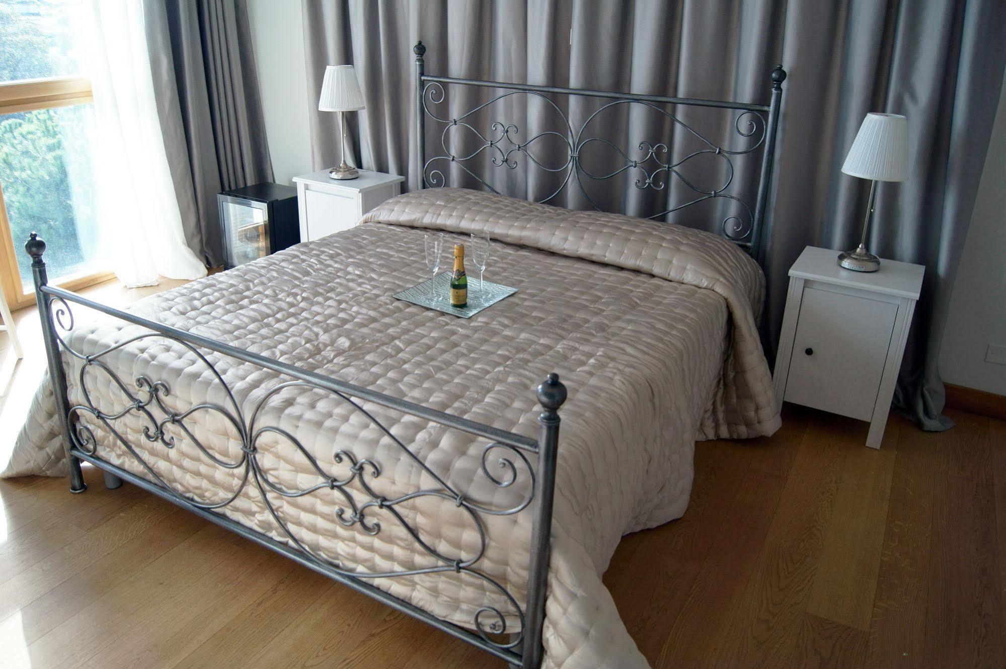 Bed and Breakfast Baia Di Ognina CTA Exterior foto